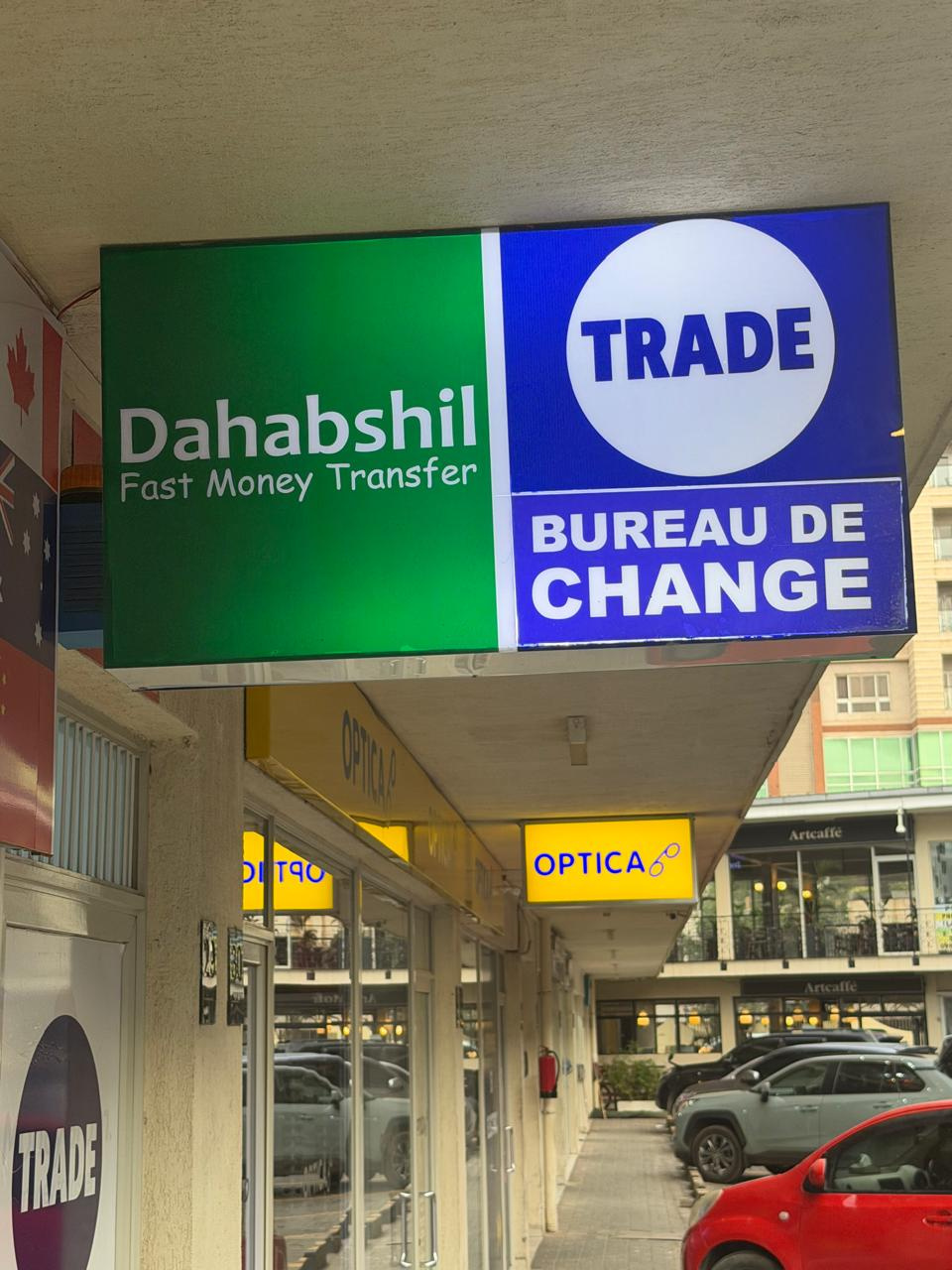 TradeBureauDeChange and Dahabshiil partner signage